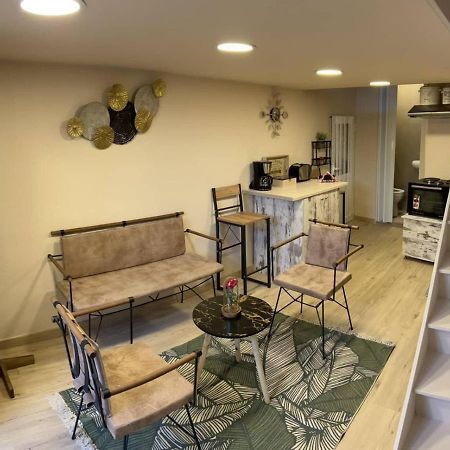 Fira Center Houses ภายนอก รูปภาพ